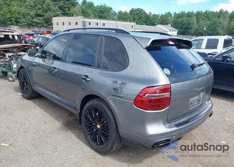 2010 Porsche Cayenne z USA, uszkodzony, nr VIN WP1AA2AP0ALA05321